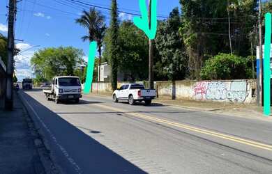 Imagem: O terreno possui 2.400m² de Área e está localizado em Centro