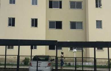 Imagem: O apartamento possui 3 Dormitórios, 1 Banheiro, 1 Vaga na garagem