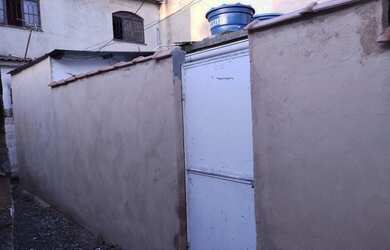 Imagem: A casa possui 1 Dormitório, 1 Banheiro, 50m² de Área e Varanda