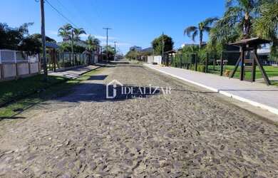 Imagem 3: Arroio do Sal - Casa Padrão - Centro