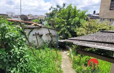 Imagem: O terreno possui 400m² de Área e está localizado em Alto