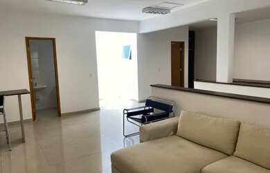 Imagem: O depósito possui 5 Vagas na garagem, 200m² de Área, Imóvel