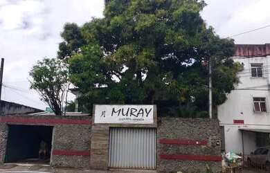 Imagem: O apartamento possui 3 Dormitórios, 1 Banheiro, 3 Vagas na