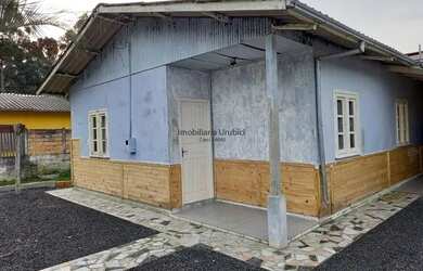 Imagem: A casa possui 4 Dormitórios, 1 Banheiro, 100m² de Área, Imóvel