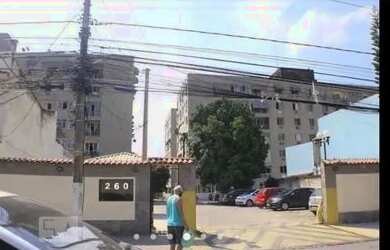 Imagem: O apartamento possui 2 Dormitórios, 1 Banheiro, 2 Vagas na