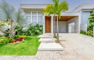 Imagem: A casa em condomínio possui 4 Dormitórios, 5 Banheiros, 2