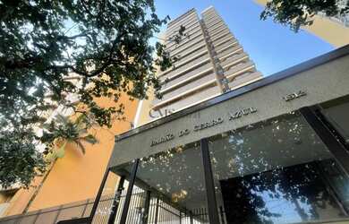 Imagem: O apartamento possui 4 Dormitórios, 5 Banheiros, 2 Vagas na