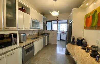 Imagem 2: Amplo apartamento com 3 quartos no Centro, próximo ao Hippo