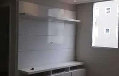 Imagem: O apartamento possui 2 Dormitórios, 1 Banheiro, 1 Vaga na garagem