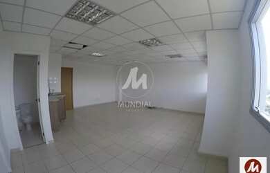 Imagem: O depósito possui 1 Vaga na garagem, 45m² de Área e está