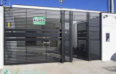 Imagem: A casa possui 2 Dormitórios, 2 Banheiros e 105m² de Área