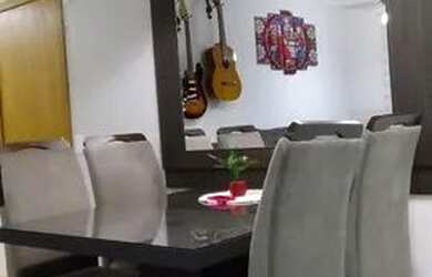 Imagem: O apartamento à venda possui 2 Dormitórios, 1 Banheiro, 1