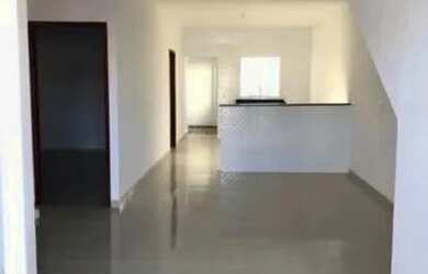 Imagem: A casa possui 2 Dormitórios, 1 Banheiro, 80m² de Área, Varanda