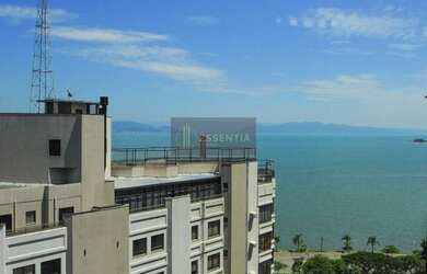 Imagem: O apartamento possui 3 Dormitórios, 4 Banheiros, 2 Vagas na