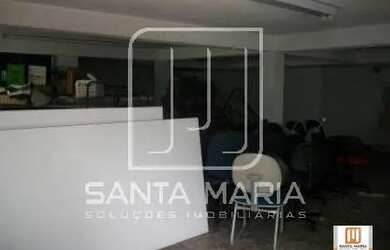 Imagem: O depósito possui 4 Vagas na garagem, 589m² de Área e está