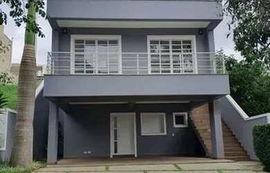 Imagem: A casa em condomínio possui 3 Dormitórios, 5 Banheiros, 2