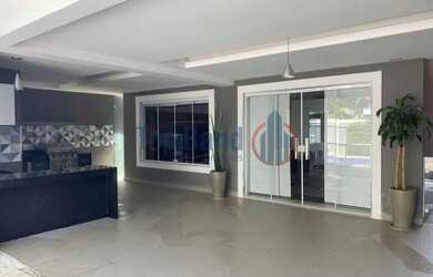 Imagem: A casa em condomínio possui 4 Dormitórios, 1 Banheiro, 3 Vagas