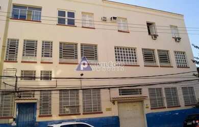 Imagem: O depósito possui 2.307m² de Área e está localizado em