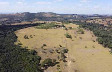 Imagem: A fazenda possui 20.000m² de Área e está localizado em Mateus