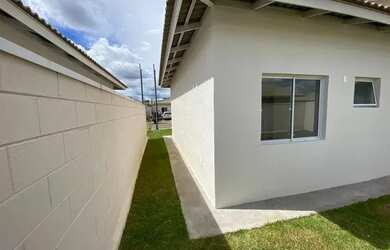 Imagem: A casa em condomínio possui 2 Dormitórios, 2 Banheiros, 2