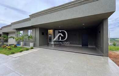 Imagem: A casa em condomínio possui 3 Dormitórios, 5 Banheiros, 2