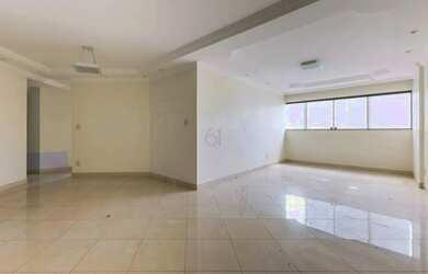 Imagem: O apartamento possui 3 Dormitórios, 1 Banheiro, 2 Vagas na