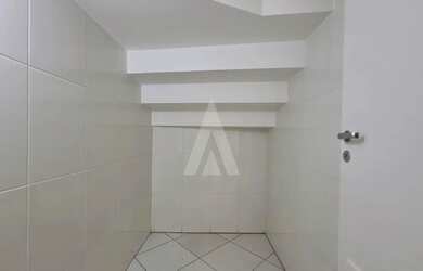 Imagem 16: Loja com 2 salas, 1 lavabo, copa e despensa no bairro América