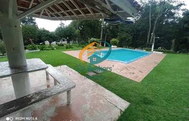 Imagem 12: Chácara em Arujá. Piscina, Churrasqueirae80m² de Área