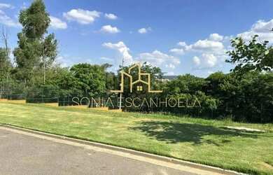 Imagem: O terreno possui 1.024m² de Área e está localizado em Alphaville