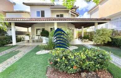 Imagem: A casa em condomínio possui 4 Dormitórios, 4 Banheiros, 2