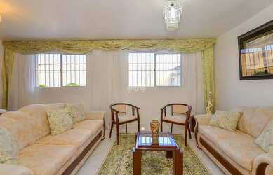 Imagem 12: Vendas Casa Curitiba PR. 400m² de Área, 5 Vagas na garageme5 Dormitórios