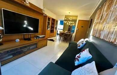 Imagem: O apartamento possui 3 Dormitórios, 2 Banheiros, 1 Vaga na