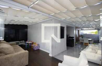 Imagem: O apartamento possui 2 Dormitórios, 1 Banheiro, 2 Vagas na