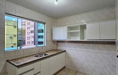 Imagem: O apartamento possui 3 Dormitórios, 2 Banheiros, 1 Vaga na