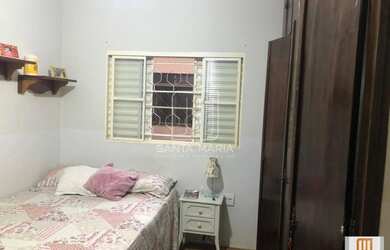 Imagem 10: Casa térrea na rua 3 dormitórios/suite, cozinha planejada