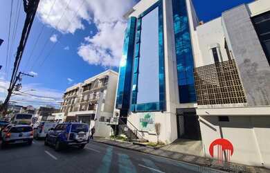 Imagem: O depósito possui 1 Vaga na garagem e 54m² de Área e está