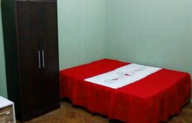 Imagem 3: Conjugado centro. Imóvel mobiliado, Varanda, 1 Banheiroe1 Dormitório