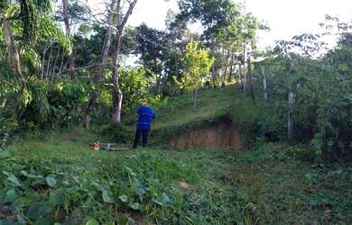 Imagem: O terreno possui 800m² de Área e está localizado em Colônia
