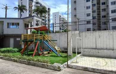 Imagem: O apartamento possui 4 Dormitórios, 3 Banheiros, 2 Vagas na