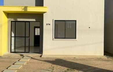 Imagem: A casa em condomínio possui 2 Dormitórios, 1 Banheiro, 2 Vagas