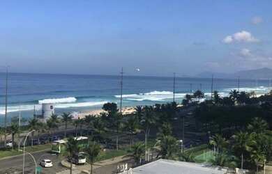 Imagem 2: Residencial Praia da Barra. Posto 4 na Orla da Barra da Tijuca. Vista mar!