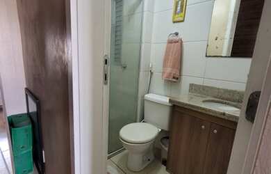 Imagem: O apartamento possui 2 Dormitórios, 2 Banheiros, 1 Vaga na