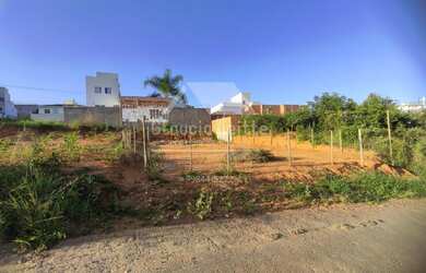 Imagem: O terreno possui 360m² de Área e está localizado em Ibituruna