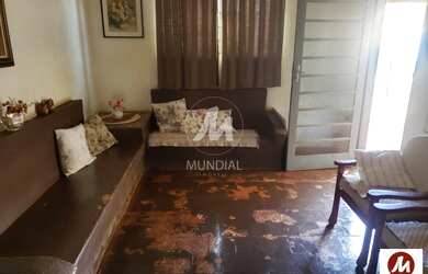 Imagem: A casa possui 2 Dormitórios, 1 Banheiro, 1 Vaga na garagem