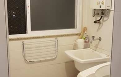 Imagem 13: Apartamento de 3 quartos mais dependência, andar alto, vista área de...