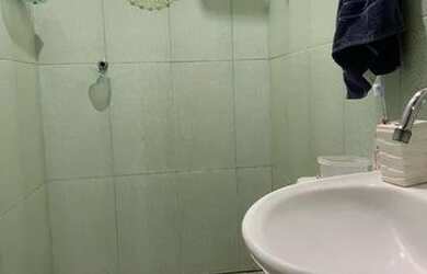 Imagem 6: Vendo casa. 150m² de Área, 2 Banheirose4 Dormitórios