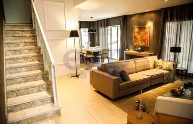 Imagem 1: Casa em Condomínio Fechado Alto Padrão no bairro Sabiaguaba em Fortaleza...