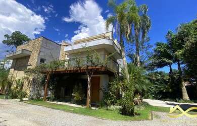 Imagem: A casa em condomínio possui 4 Dormitórios, 3 Banheiros, 1