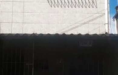 Imagem: A casa possui 5 Dormitórios, 2 Banheiros, 350m² de Área e