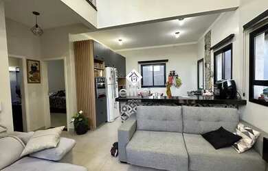 Imagem: A casa possui 3 Dormitórios, 2 Banheiros, 1 Vaga na garagem